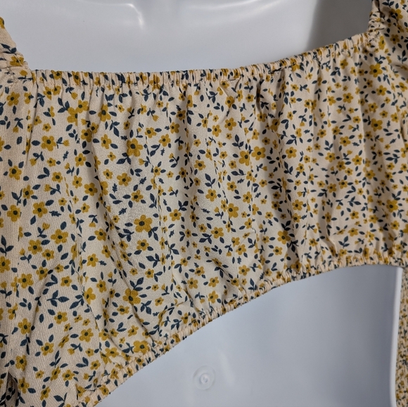 Love Tree Floral Puff Long Sleeve Tie Front Crop Top Ivory Yellow Cottagecore - Picture 7 of 11